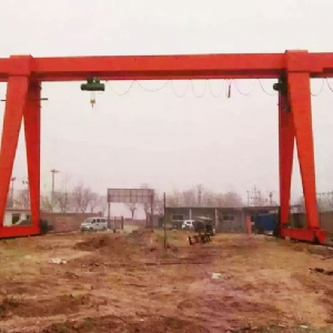 全包式門式起重機